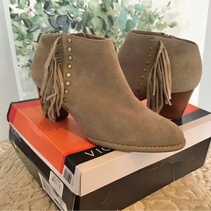 Vionic Upright Faros Greige Suede Fringe Bootie Size 8.5